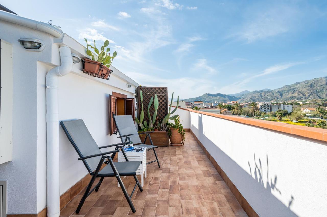 Naxos Charming Penthouse With Swimming Pool X6 Apartment Giardini Naxos Exterior foto